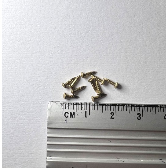 Гвоздик декоративный золотистый 8мм 10шт